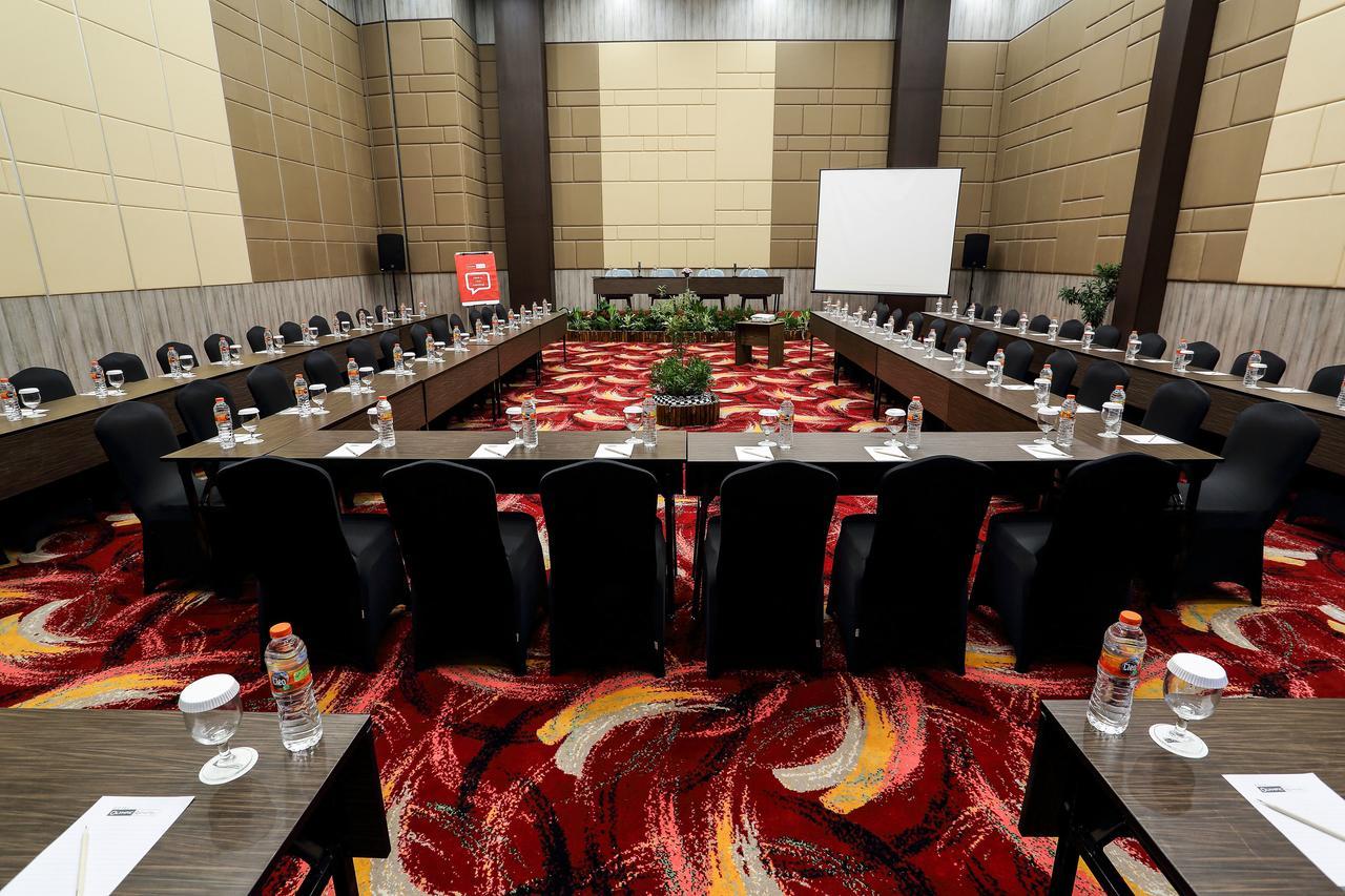 Bigland Hotel & Convention Sentul بوكور المظهر الخارجي الصورة